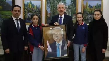 Başkan Saraçoğlu'na Tablo Sürprizi
