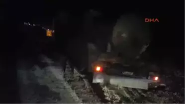 Kütahyatankerden Yola Dökülen Asit Kazaya Neden Oldu 3 Yaralı