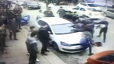 Öğrenciler Tekme Tokat Kavga Etti