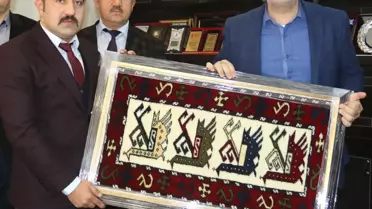 Akhisar Gördesliler Derneğinden Belediye Başkanı Salih Hızlı'ya ziyaret