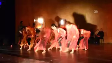Güldestan' Balesi, Gümüşhane'de Sahnelendi