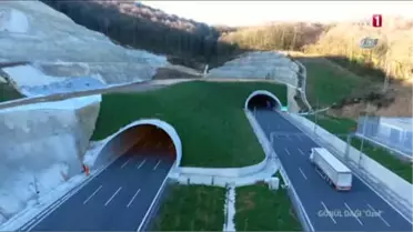 Başbakan Yıldırım, 1978 Model Otobüsün Koltuğuna Geçti