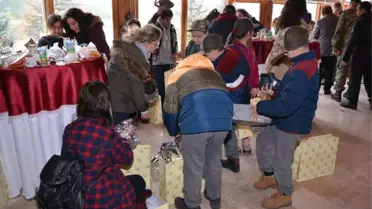 Bizim Çocuklar'ın Ayakkabı Sevinci