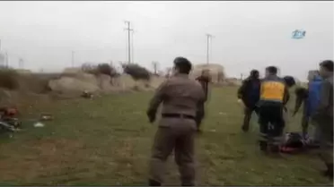 Mandalina Yüklü Kamyon Devrildi: 2 Yaralı