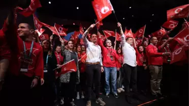 Vodafone Ticari Operasyonlar Zirvesi'ne 4 Bin 500 Kişi Katıldı