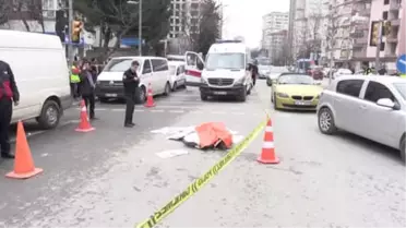 Kadıköy'de Hafriyat Kamyonunun Çarptığı Kadın Öldü
