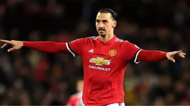 Beşiktaş Cenk Tosun'un Boşluğunu İbrahimovic İle Doldurmak İstiyor
