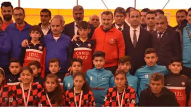 Gençlik ve Spor Bakanı Bak, Şırnak'ta