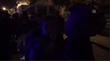 Çarptığı Motosikletteki Yaralıları Bırakıp Kaçtı