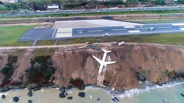Trabzon'da Pistten Çıkan Uçağın Pilotu: ' Uçak Birden Hızlandı'