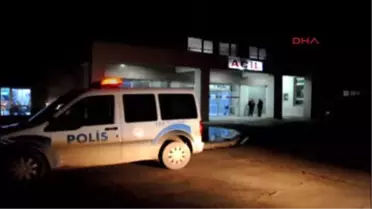 Hatay - Kamyonet, Minibüse Çarptı: 1 Ölü, 6 Yaralı