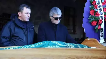 Ünlü Sanatçı Cengiz Kurtoğlu'nun Acı Günü