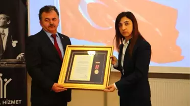 Yalovalı Şehidin Babasına 'Devlet Övünç Madalyası ve Beratı' Verildi