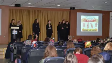 İşaret Dili Kursu Öğrencilerinden Anlamlı Etkinlik