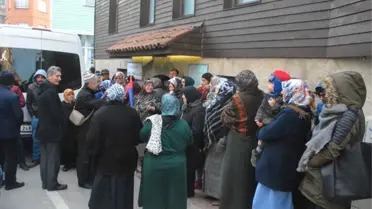 Dualarla Uğurlandılar