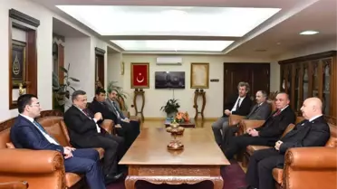 Besni Kaymakamı Gencer ile Rektör Gönüllü Bir Araya Geldi