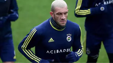 Fenerbahçe'de Gönderilecek Listesindeki Futbolcular Küllerinden Doğdu