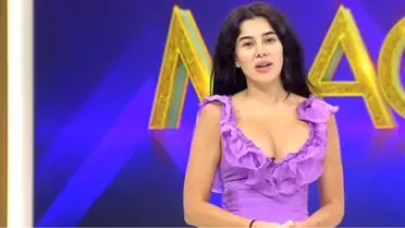Asena Atalay, Sunuculuktan Sonra Mankenliğe El Attı
