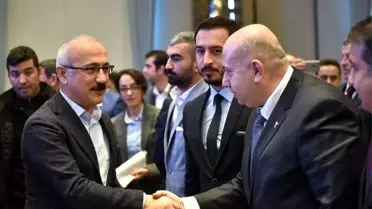 Akdeniz Demiryoluyla Karadeniz'e Bağlanıyor