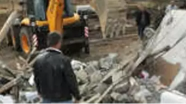 Yaşlı Kadın, Aşırı Yağış Nedeniyle Çöken Enkazın Altında Can Verdi