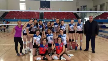 Voleybol Altyapıda Osb Teknik Atletik Set Vermeden Şampiyon Oldu
