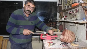 Bağlama Kişinin Elbisesi Gibi Olmalı'
