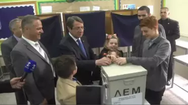 Güney Kıbrıs Başkanını Seçiyor