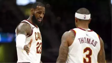 Isaiah Thomas Lakers'a Takaslandı