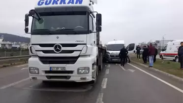 Kocaeli'de Tırla İşçi Servisi Çarpıştı: 9 Yaralı
