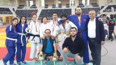 Türkiye Judo Şampiyonası'nda Zafer Nilüfer'in