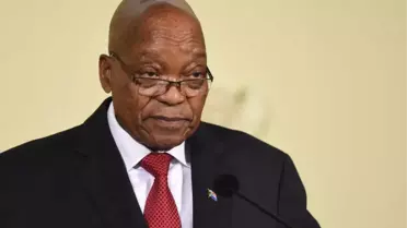 Güney Afrika Devlet Başkanı Zuma İstifa Etti