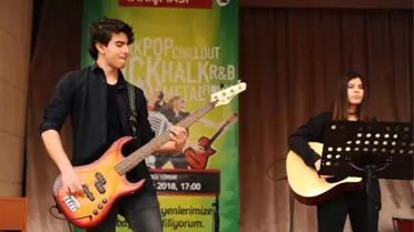 Liseli Müzik Grupları Karşıyaka'da Yarışıyor