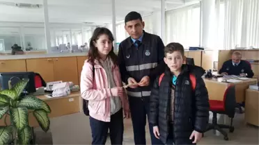 Burhaniyeli Miniklerden Örnek Davranış