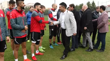 G. Manisaspor'un Yeni Yönetimi Futbolcularla Buluştu