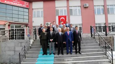 Vali Kamçı Hacılar'da Muhtarlarla Buluştu