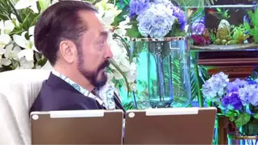Adnan Oktar'ın Karşısına Bu Kez Kedicikler Yerine Nevşin Mengü Oturdu