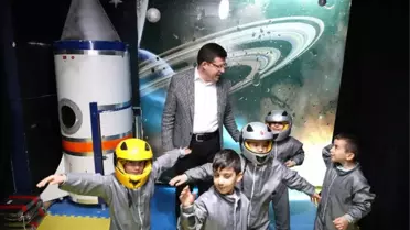 Çocuklar Hayallerine Dokunuyor, Gelecekle Tanışıyor' Projesi Devam Ediyor