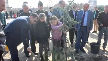 Kaymakamı Girgin, Anaokulu Öğrencileri ile Ağaç Dikimi Kampanyasına Katıldı