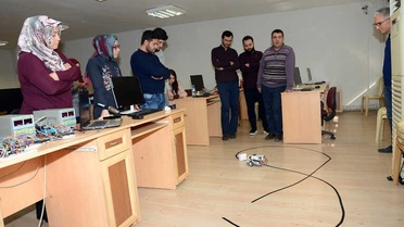 Komek'ten Robotik Kodlama Eğitimi