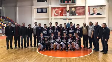 Namağlup Unvanla Bölge Şampiyonu Oldu