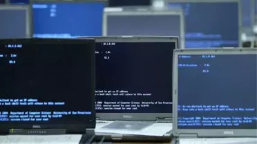 Hrw: Çin Şincan'da 'Suç Tahmin Eden Yazılım' Kullanıyor