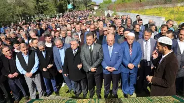 Başkan Tuna'nın Kayınvalidesi Son Yolculuğuna Dualarla Uğurlandı