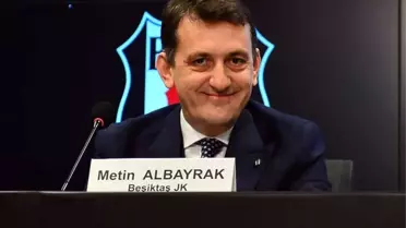 Beşiktaş O Şarkıyı Çalan Anonsçuyu İşten Çıkardı