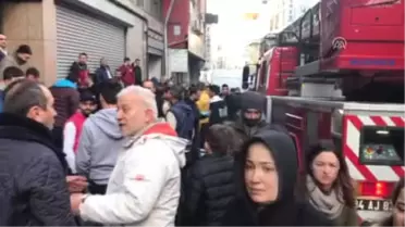 Kağıthane'de İş Yeri Yangını (2)