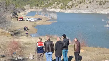Uşak'ta Gölde Kaybolan Genç Ölü Olarak Bulundu