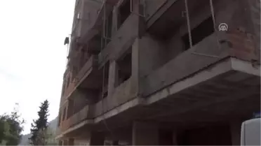 İnşaattan Düşen İşçi Öldü