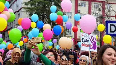 Aydın'da Rengarenk Kadınlar Günü Kutlaması