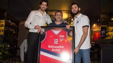 Bahçeşehir Koleji Spor Kulübü Kerem Gönlüm'ü Yalnız Bırakmadı