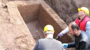 Kayseri'de Bulunan Roma Dönemi'ne Ait Lahit, Aile Mezarı Çıktı