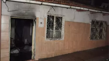 Uşak'ta Engelli Adam Yangından Son Anda Kurtuldu